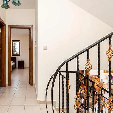 Villa Anthea *