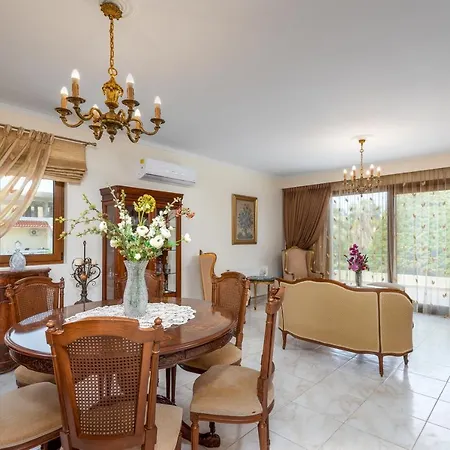 Villa Anthea