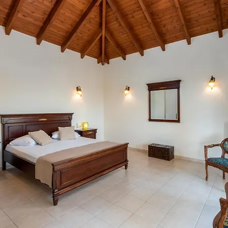 Villa Anthea *